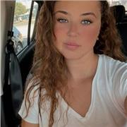 Profesora de apoyo escolar especializada en matemáticas, inglés y science. Para niños hasta sexto de primaria